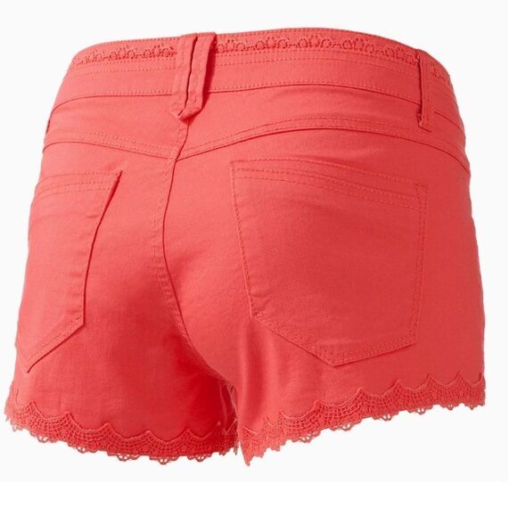 ✨ Rewind Coral Shorts with Lace Detailing✨ - Picture 5 of 6